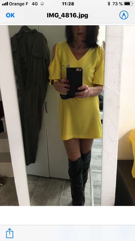 Jolie brune francaise