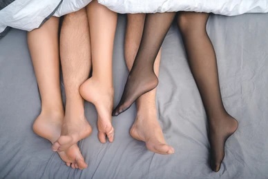  Couple cherche femme