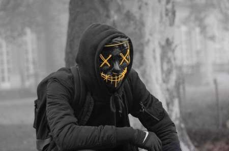 Homme discret pour femme de 18 à 45 ans