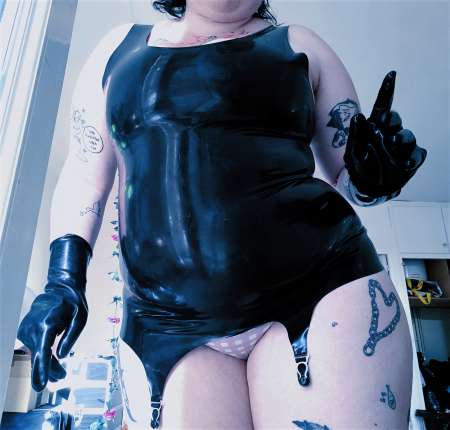 Majesté Aconit cherche ses soumis