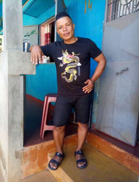 Homme cherche homme
