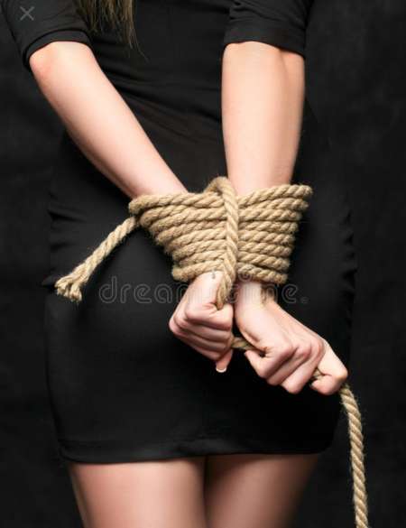 Pour jeûne femmes docile