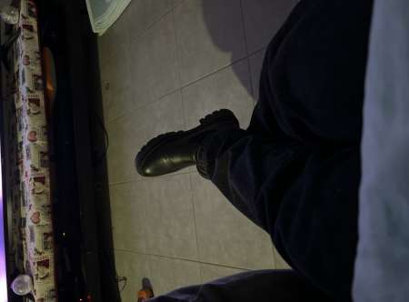 Maîtresse en colère ayant besoin d’être gaté