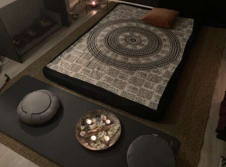 Voyage sensoriel ( massage holistico-tantrique)