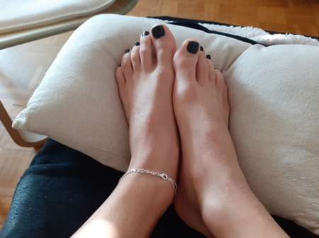 Recherche soumis fétichiste pieds