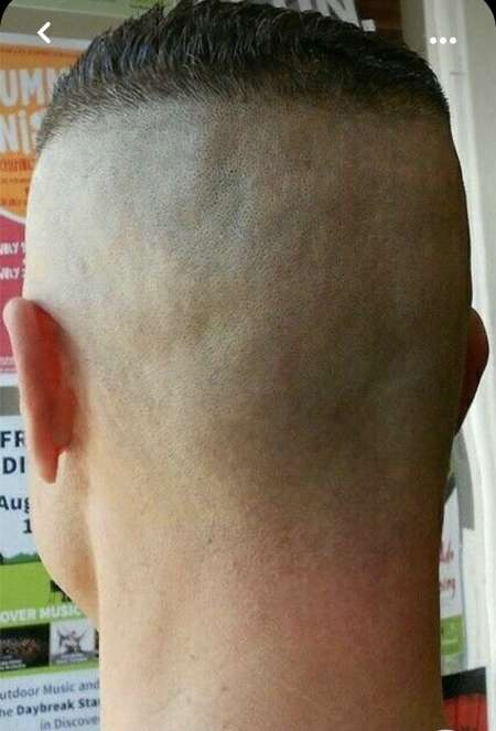 Coupe cheveux militaire pour femme trop féminine