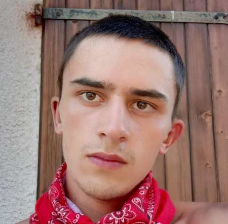 Escort Boy à Toulouse ( J'ACCEPTE QUE LES FEMMES )