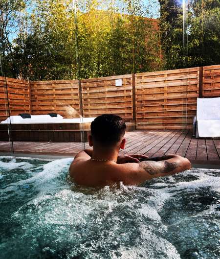 Jh cherche aventure avec une femme