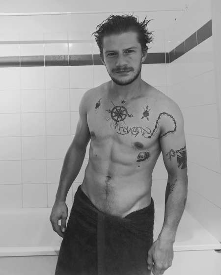 Homme hétéro disponible pour soirée