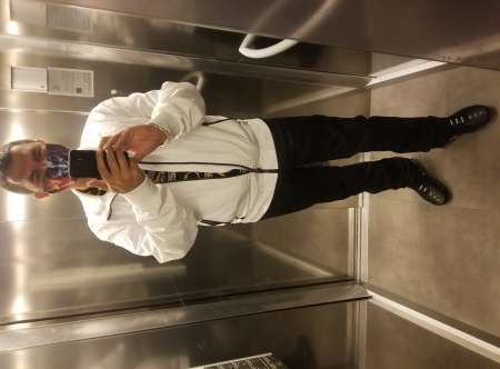 Homme adore lécher femme