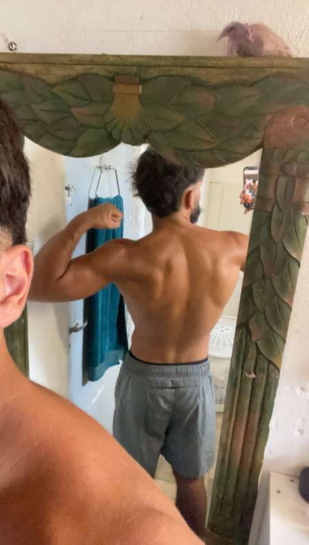 24ans Karim pour vous servir