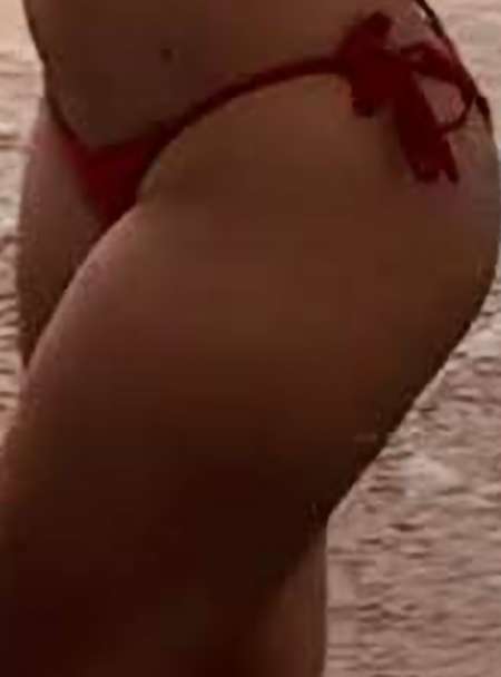  Nayla massage
