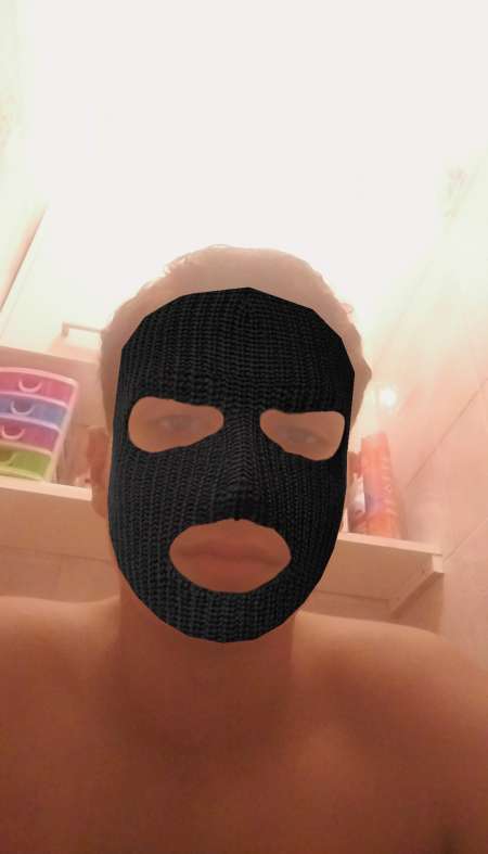 Salut jai 18 ans je cherche une femme mature