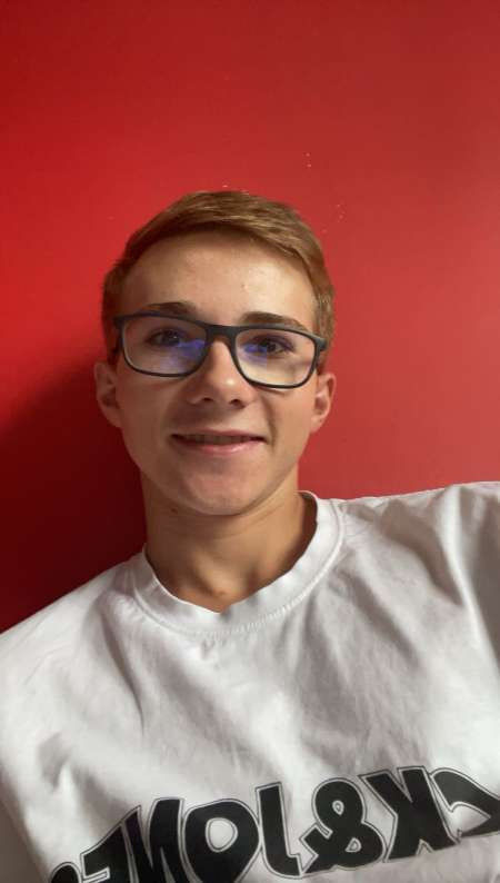 Jeune homme voulant découvrir le sexe
