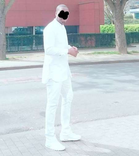 Beau BLACK à Lille TBM et séduisant