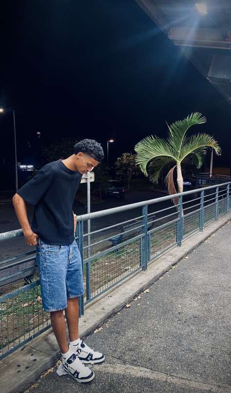 Homme qui satisfait