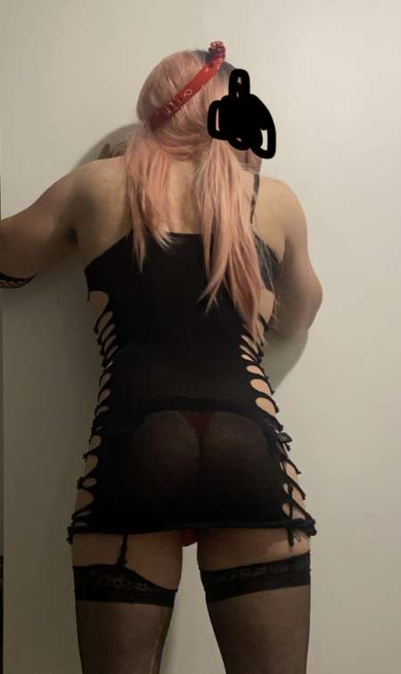 Jeune Travesti débutante