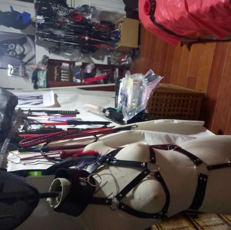 Maitre bdsm séances pour femme , couples, trans