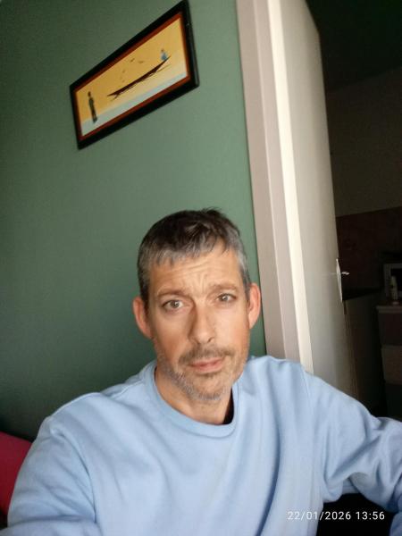 homme 47 ans reçoit femme lorient