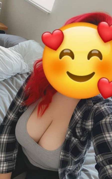 Soumise cougar en quête d un nouveau maitre