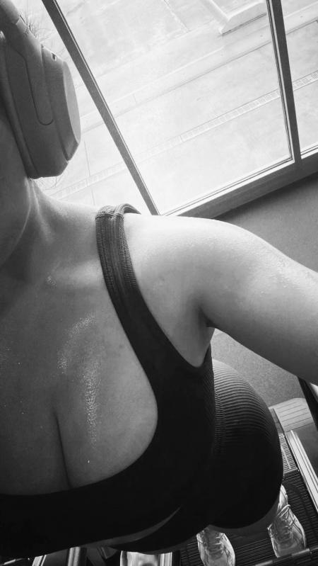 Perside Naomie, massage corporel sensuel ,, GFE
