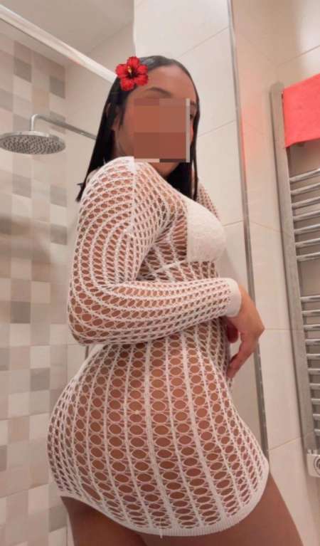FEMME TRÈS PROPRE ET GÉNÉREUX