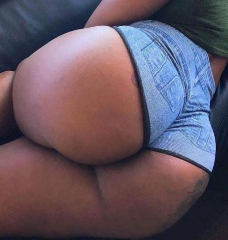 Nasra jolie poupée Mahoraise